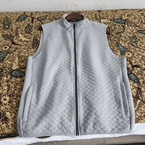 RHONE Light Gray Diamond Pattern Vest